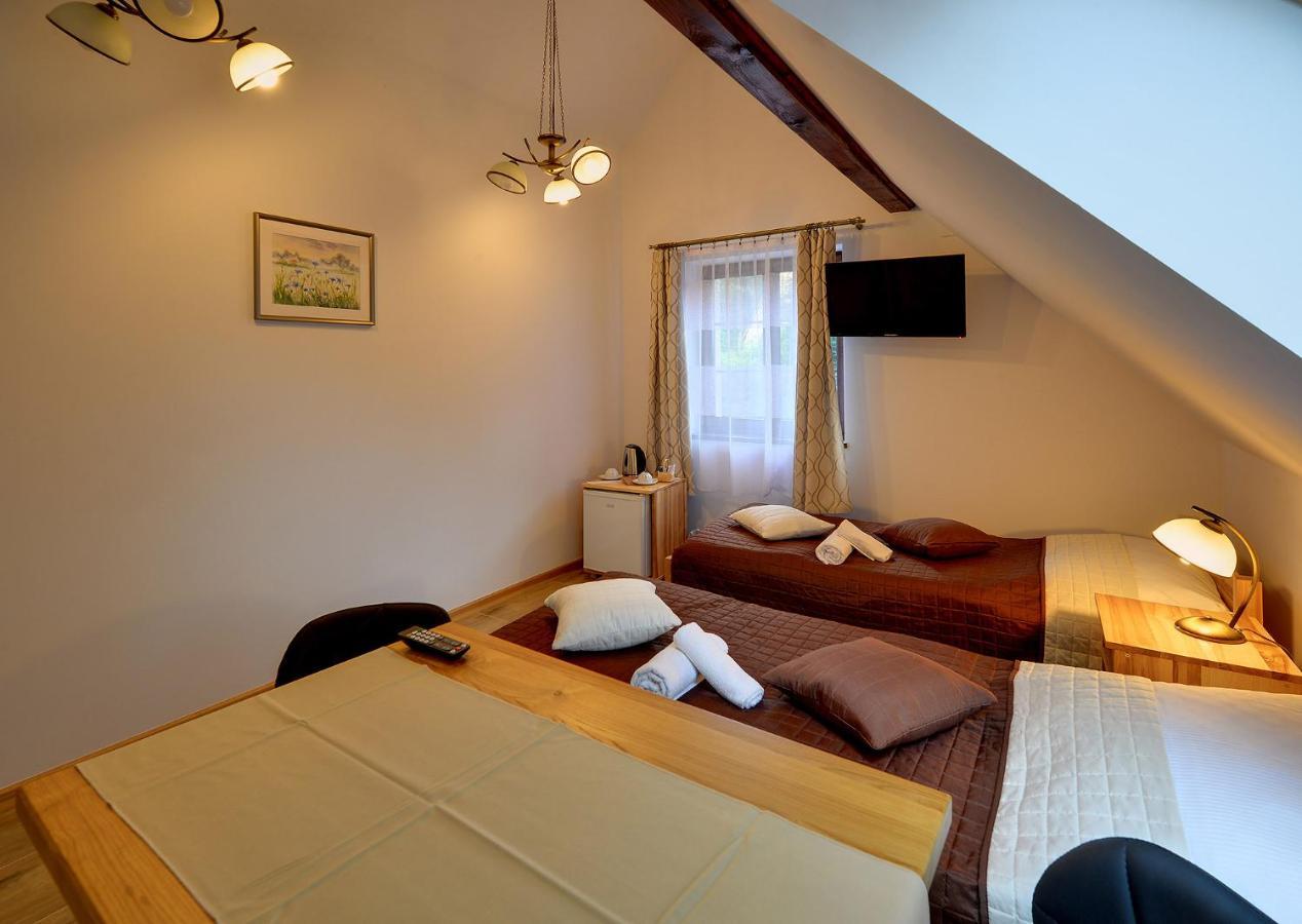 Apartamento Dom Krawca - Pod Chojnikiem Jelenia Góra Exterior foto