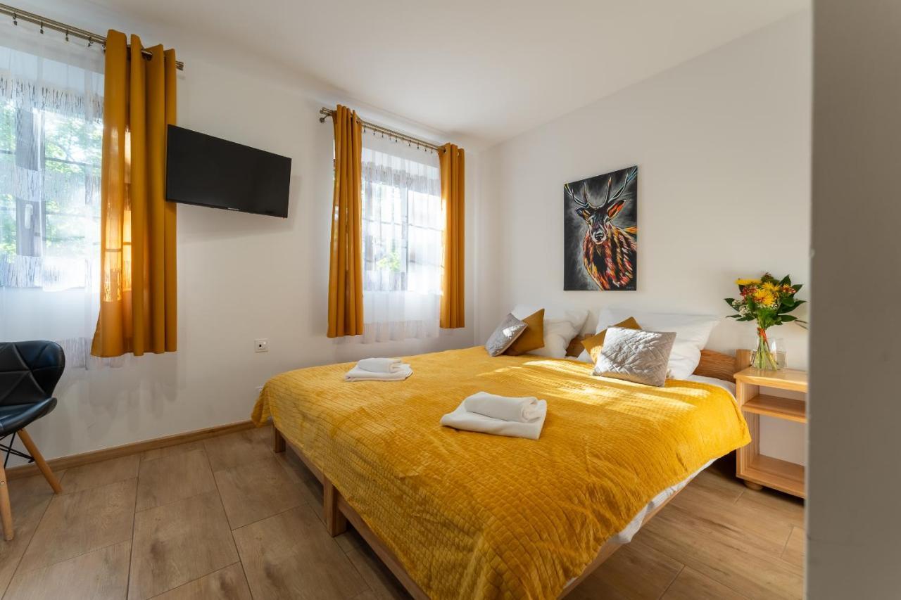 Apartamento Dom Krawca - Pod Chojnikiem Jelenia Góra Exterior foto